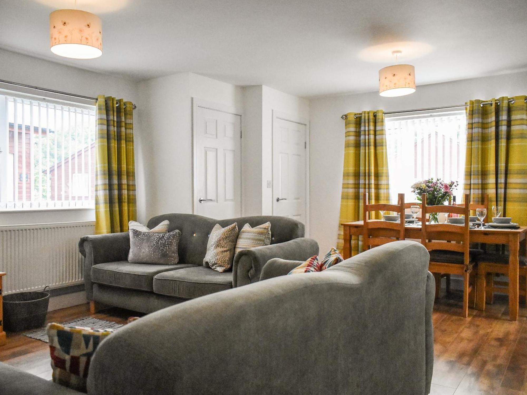 Bumblebee Lodge สเตทส์ ภายนอก รูปภาพ